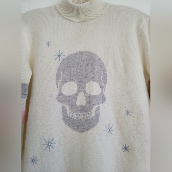 27 Miles Malibu Maja Skull 100% Cashmere Sweater Womens Small Ivory Mock Neck - Picture 8 of 16